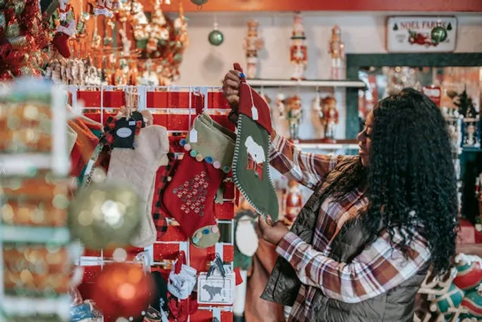 3 Mindful Holiday Practices to Help You Enjoy the Season and Avoid&nbsp;Burnout